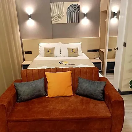 New Falcon Hotel